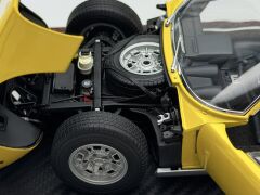 1:18 Lamborghini Miura SV 1971 Yellow - Autoart