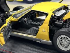 1:18 Lamborghini Miura SV 1971 Yellow - Autoart