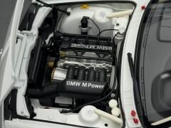 1:18 BMW M3 E30 DTM Plain Body Version Black 1989 - Autoart