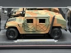 1:18 HMMWV HUMVEE Hummer Military - Maisto