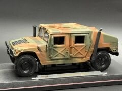 1:18 HMMWV HUMVEE Hummer Military - Maisto