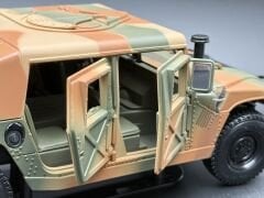 1:18 HMMWV HUMVEE Hummer Military - Maisto