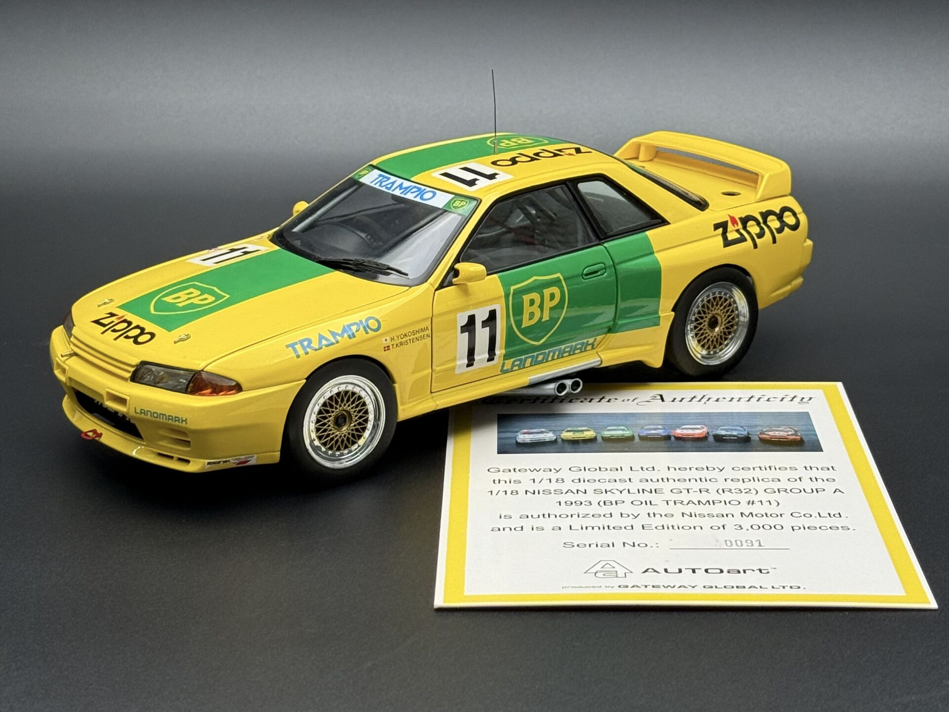 1:18 Nissan Skyline GT-R R32 Group A 1993 BP OIL - Autoart