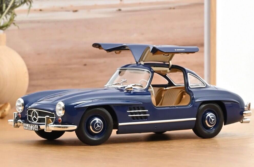 1:18 Mercedes-Benz 300 SL Blue 1957 - Norev