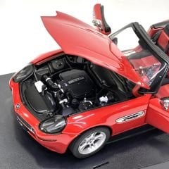 1:18 BMW Z8 Imola Red E52 1993 - Autoart
