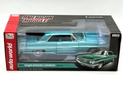 1:18 Pontiac Royal Bobcat Catalina 1962  - Auto World