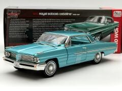 1:18 Pontiac Royal Bobcat Catalina 1962  - Auto World