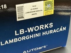 1:18 Lamborghini Huracan Liberty Walk LB 2017 79120 - Autoart