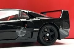 1:18 Ferrari F40 1987 Black Yeni Üretim - Kyosho