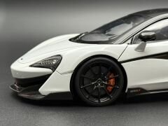 1:18 McLaren 600LT White 2018 Diecast - LCD Models
