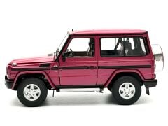 1:18 Mercedes-Benz G500 SWB 1998 Red 76113 - Autoart