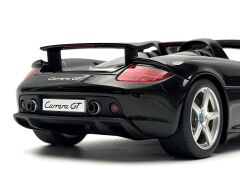 1:18 Porsche Carrera GT Black Interior 78047 2003 - Autoart