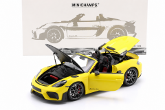 1:18 Porsche 718 Spyder RS Weissach Package  - Minichamps