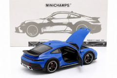 1:18 Porsche 911 992 Dakar Blue 2022 - Minichamps