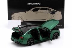 1:18 BMW M5 G90 Green Metallic 2024 - Minichamps