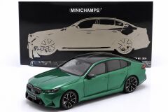 1:18 BMW M5 G90 Green Metallic 2024 - Minichamps