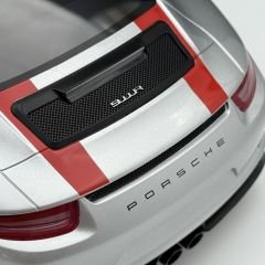 1:12 Porsche 911 R 991 Coupe Silver Red 2016 - Minichamps