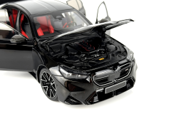 1:18 BMW M5 G90 Black Metallic 2024 - Minichamps
