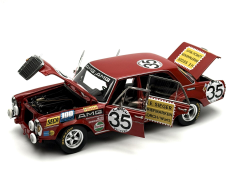 1:18 Mercedes-Benz 300 SEL 6.8 1971 SPA Red Pig - Minichamps