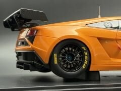 1:18 Lamborghini Gallardo GT3 FL2 Met Orange 2013 - Autoart