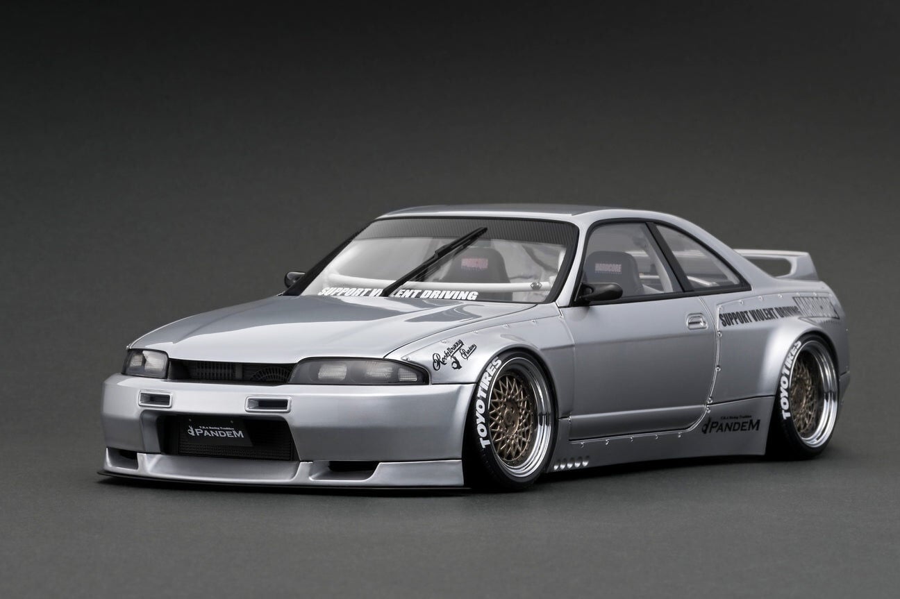 1:18 Nissan Skyline GT-R R33 Pandem Silver - Ignition Model