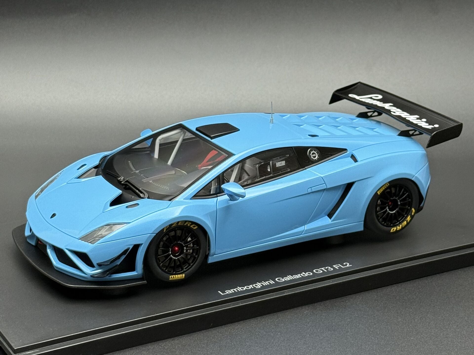 1:18 Lamborghini Gallardo GT3 FL2 Blue 2013 - Autoart