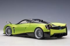 1:18 Pagani Huayra Roadster Verde Frenze Green 78288 -Autoart