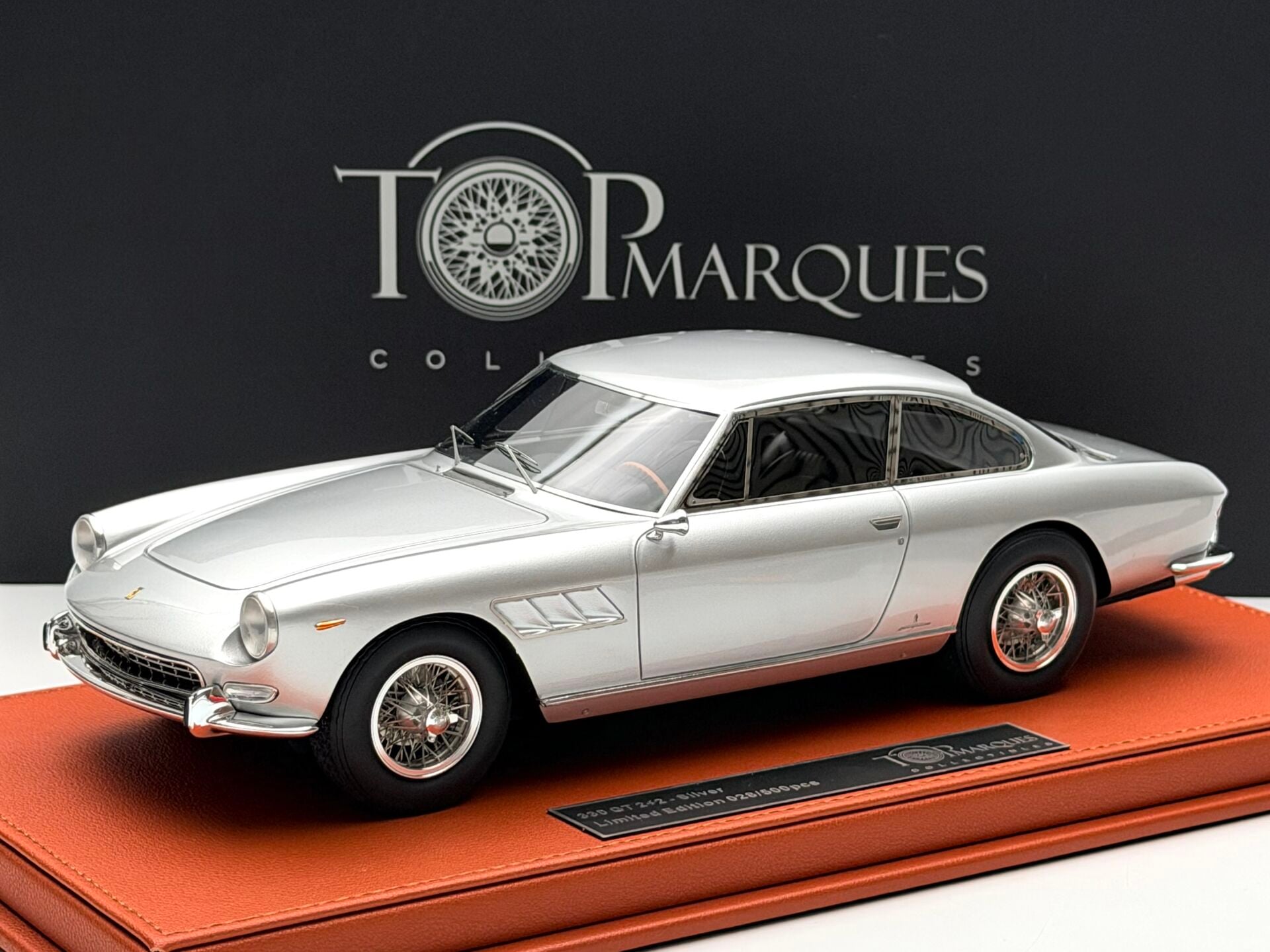 1:18 Ferrari 330GT 2+2 Silver 1965  - Top Marques