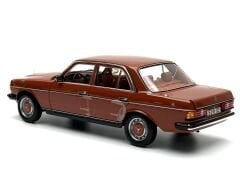 1:18 Mercedes-Benz 200 W123 English Red 1980 - Norev