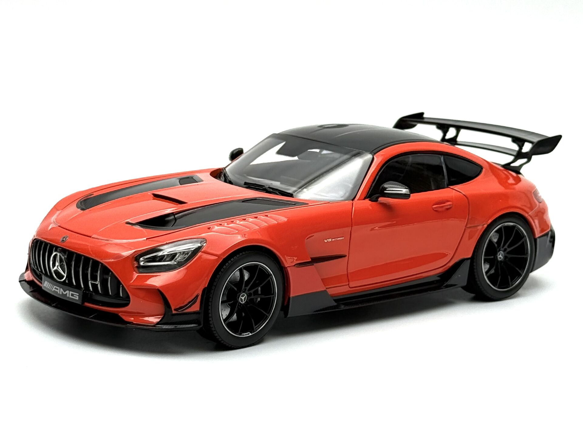 1:18 Mercedes-Benz AMG GT Black Series 2020 - Norev