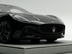 1:18 Maserati Granturismo Trofeo Nero Assoluto - BBR Models