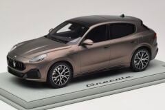 1:18 Maserati Grecale Bronze 2023 + Showcase - BBR Models