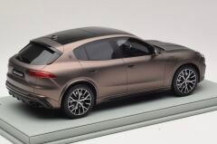 1:18 Maserati Grecale Bronze 2023 + Showcase - BBR Models