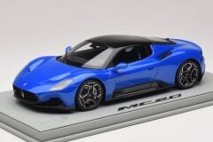 1:18 Maserati MC20 Blu İnfinito 2020 + Showcase - BBR Models