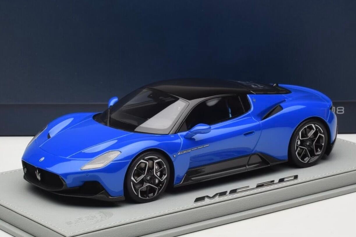 1:18 Maserati MC20 Blu İnfinito 2020 + Showcase - BBR Models