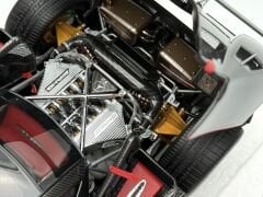 1:18 Pagani Zonda F 2005 Gloss Carbon Black - Almost Real