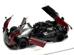 1:18 Pagani Zonda Cinque Roadster 2009 Rosso Dubai - Almost Real