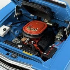1:18 Plymouth Road Runner Corporate Blue 1970 - GMP