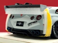 1:18 Nissan GT-R R35 LB Performance 99 pcs - One Model