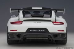 1:18 Porsche 911 GT2 RS 991.2 Weissach Package White - Autoart