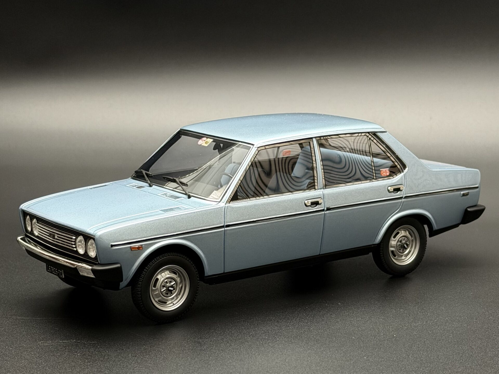 1:18 FIAT 131 Mirafiori 1600 Special 1974 Blue Met - Laudo Racing