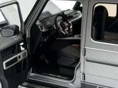 1:18 Mercedes-AMG G63 W463 Platinum Magno 2019 - Almost Real