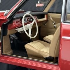 1:18 BMW 700 Sport Coupe Spanish Red 1960 - Autoart