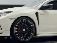 1:18 Honda Civic FK8 Mugen Type R White + Figure - POP RACE