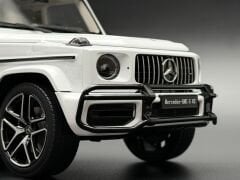 1:18 Mercedes Benz G Class G63 AMG W463 White 2019 - Almost Real