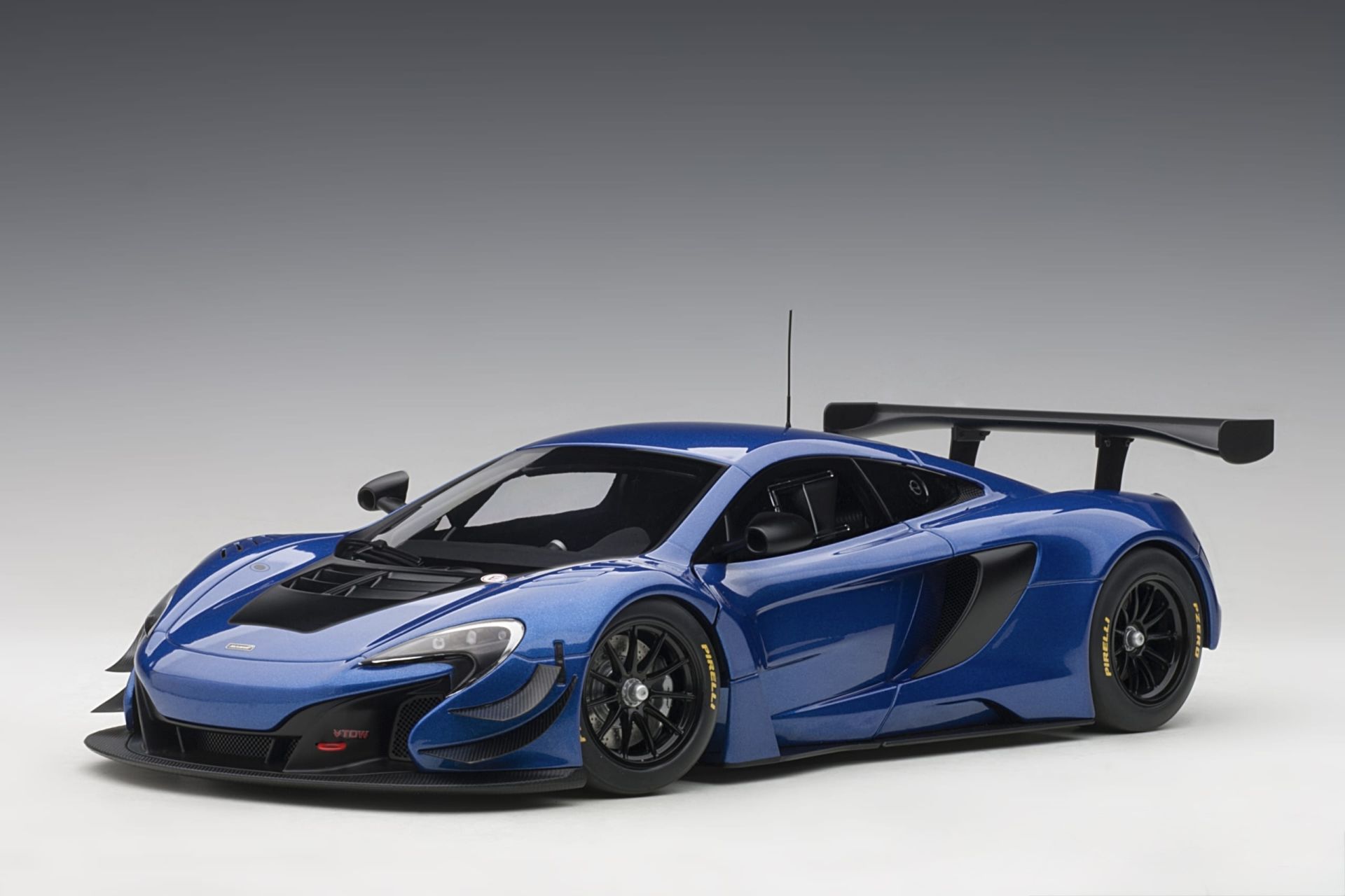 1:18 McLaren 650S GT3 Blue Met 81641 - Autoart