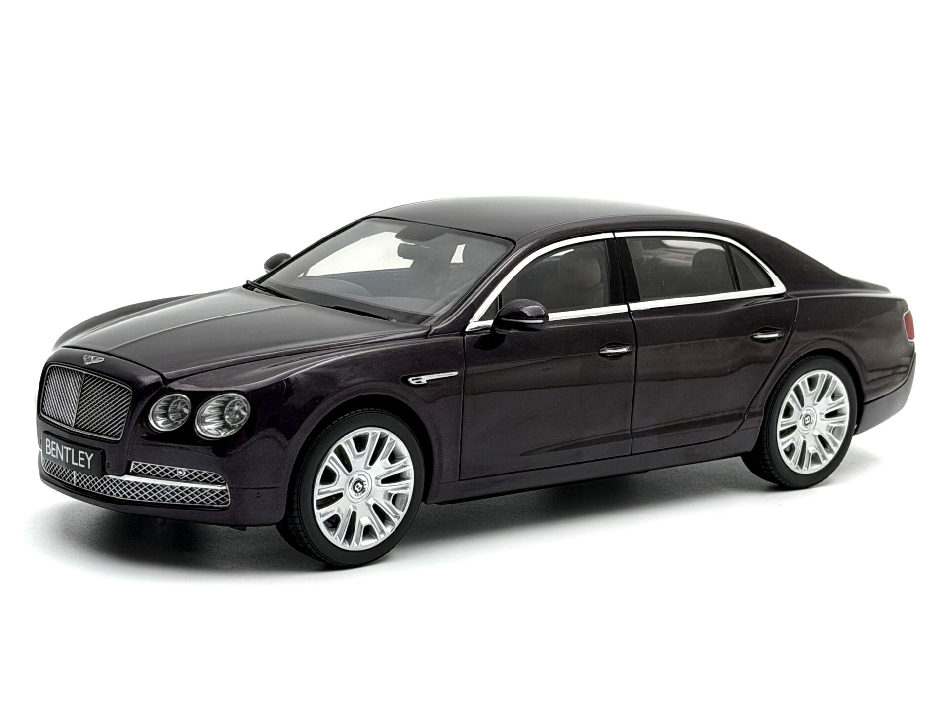 1:18 Bentley Flying Spur W12 Damson Purple 2013 - Kyosho