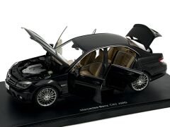 1:18 Mercedes-Benz C63 AMG Black with Leather Seat W204 - Autoart