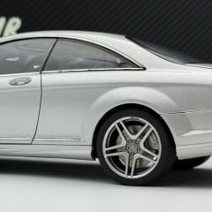 1:18 Mercedes-Benz CL63 AMG Silver 76168 - Autoart