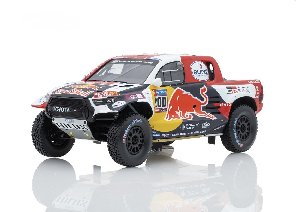 1:18 Toyota Hilux T1 Pick Up Red Bull Dakar Winner 2023 - Spark